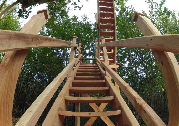Vue de l'escalier bois de la cabane Escalier