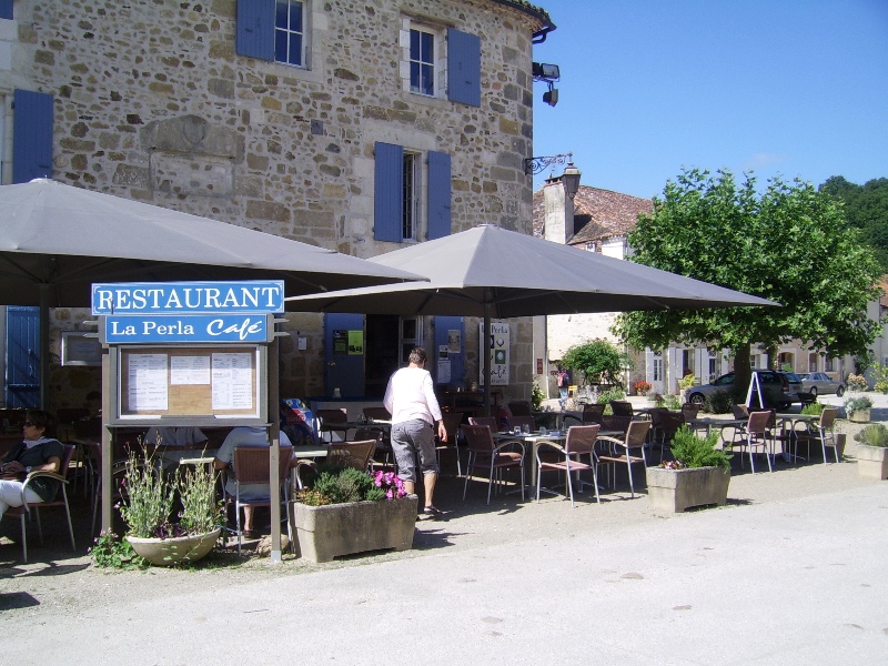 La terrasse de La perla Café 